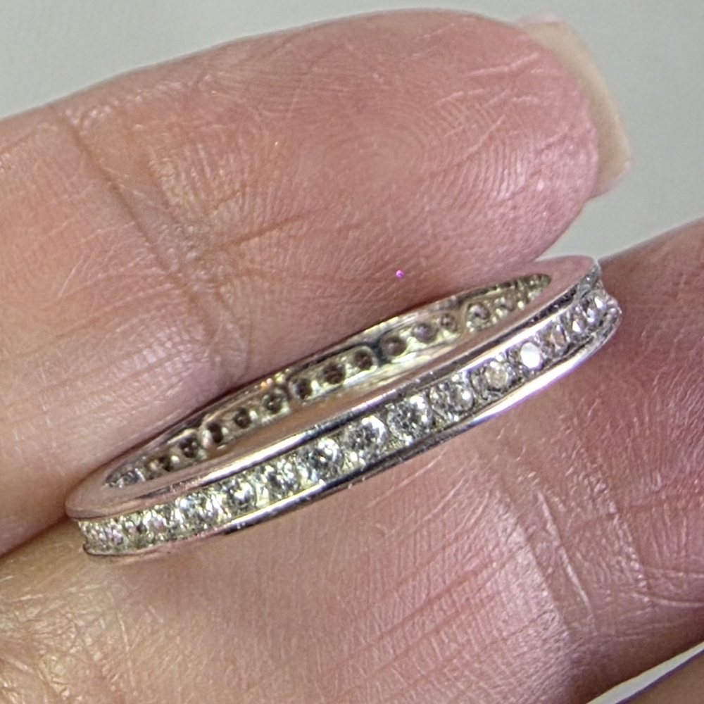BELLA LUCE Eternity Band